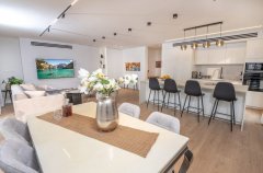 מיקונוס על הים 1