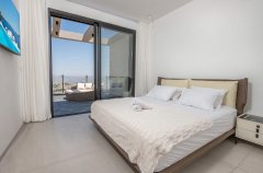 ממלכת נוף כנרת 10