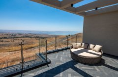 ממלכת נוף כנרת 28