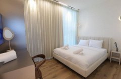 פנטהאוז AH 42 25