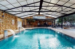 אחוזת האלונים