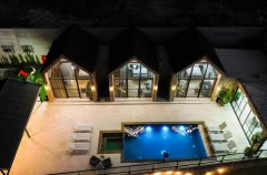 אחוזת מוריאנה 13