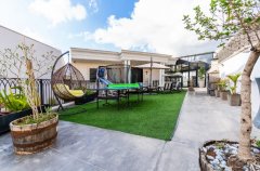 וויט פאלאס 11