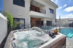 אחוזת ינון 10