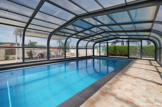 אחוזת שושנים בוטיק